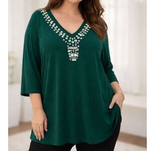 IMAN 2X Emerald Green Rhinestone Tunic V Neck Stretch Plus Size Top NWT